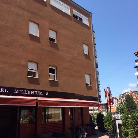 Hotel Millenium2 Призрен Экстерьер фото